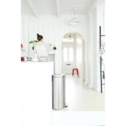 Brabantia FlatBack+ Pedaalemmer 30 Liter Met Kunststof Binnenemmer - Matt Steel Fingerprint Proof -Brabantia 1186776 d93d7926