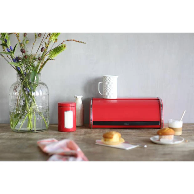 Brabantia Broodtrommel Met Schuifdeksel - Passion Red 8 Brabantia Broodtrommel Met Schuifdeksel - Passion Red - Afbeelding 6