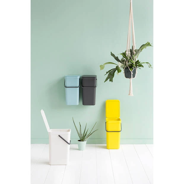 Brabantia Sort & Go Afvalemmer 16 Liter - Dark Grey 9 Brabantia Sort & Go Afvalemmer 16 Liter - Dark Grey - Afbeelding 7