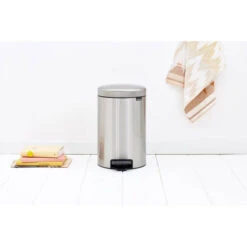 Brabantia NewIcon Pedaalemmer 12 Liter Met Kunststof Binnenemmer - Matt Steel Fingerprint Proof 18 Brabantia NewIcon Pedaalemmer 12 Liter Met Kunststof Binnenemmer - Matt Steel Fingerprint Proof -Brabantia 1429325 48e2e459
