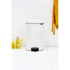Brabantia NewIcon Pedaalemmer 20 Liter Met Kunststof Binnenemmer - White -Brabantia 1429328 fdf7f31b