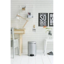 Brabantia NewIcon Pedaalemmer 12 Liter Met Kunststof Binnenemmer - Metallic Grey -Brabantia 1429347 26508b56