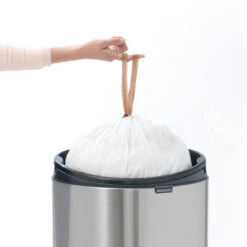 Brabantia Touch Bin Afvalemmer 40 Liter Met Kunststof Binnenemmer - Matt Steel -Brabantia 1431395 d5967b0f
