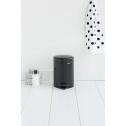Brabantia NewIcon Pedaalemmer 3 Liter Met Kunststof Binnenemmer - Matt Black 10 Brabantia NewIcon Pedaalemmer 3 Liter Met Kunststof Binnenemmer - Matt Black -Brabantia 1432026 5bf852a1