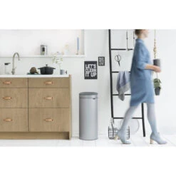 Brabantia Touch Bin Afvalemmer 30 Liter Met Kunststof Binnenemmer - Metallic Grey -Brabantia 1475915 d2061252