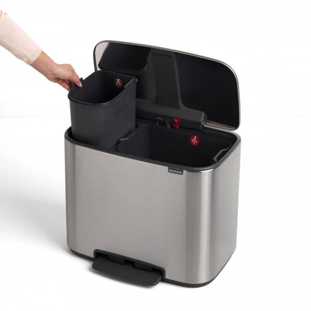 Brabantia Bo Pedaalemmer 11 + 23 Liter Met 2 Kunststof Binnenemmers - Matt Steel Fingerprint Proof 7 Brabantia Bo Pedaalemmer 11 + 23 Liter Met 2 Kunststof Binnenemmers - Matt Steel Fingerprint Proof - Afbeelding 5