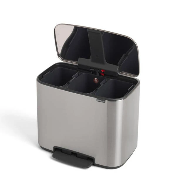 Brabantia Bo Pedaalemmer 3 X 11 Liter Met 3 Kunststof Binnenemmers - Matt Steel Fingerprint Proof 6 Brabantia Bo Pedaalemmer 3 X 11 Liter Met 3 Kunststof Binnenemmers - Matt Steel Fingerprint Proof - Afbeelding 4