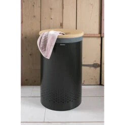 Brabantia Wasbox - Met Kurken Deksel - 60 Liter - Matt Black 16 Brabantia Wasbox - Met Kurken Deksel - 60 Liter - Matt Black -Brabantia 1944616 5295a935