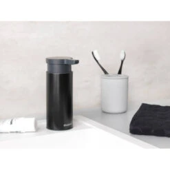 Brabantia Zeeppomp - 200 Ml - Matt Black 14 Brabantia Zeeppomp - 200 Ml - Matt Black -Brabantia 2066565 805edb11