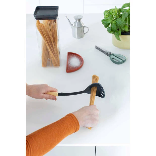 Brabantia Tasty+ Spaghettilepel Plus Spaghettimaatje - Vanilla Yellow 10 Brabantia Tasty+ Spaghettilepel Plus Spaghettimaatje - Vanilla Yellow - Afbeelding 8