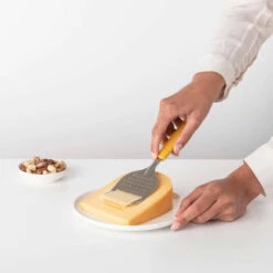 Brabantia Tasty+ Kaasschaaf Plus Kaasrasp - Honey Yellow -Brabantia 2109530 6e2c2d36