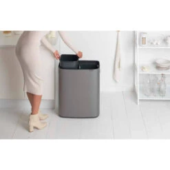 Brabantia Bo Touch Bin Afvalemmer 2 X 30 Liter Met 2 Kunststof Binnenemmers - Platinum -Brabantia 2119670 ec35cb9b