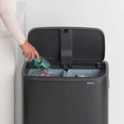 Brabantia Bo Touch Bin Afvalemmer 2 X 30 Liter Met 2 Kunststof Binnenemmers - Matt Black -Brabantia 2119671 bd19f8da
