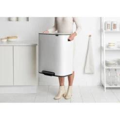 Brabantia Bo Pedaalemmer 2 X 30 Liter Met 2 Kunststof Binnenemmer - White 16 Brabantia Bo Pedaalemmer 2 X 30 Liter Met 2 Kunststof Binnenemmer - White -Brabantia 2390581 fe18cac2