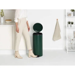 Brabantia NewIcon Pedaalemmer 30 Liter Met Kunststof Binnenemmer - Pine Green -Brabantia 2390589 897aec37
