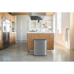 Brabantia Bo Touch Bin Afvalemmer 2 X 30 Liter Met 2 Kunststof Binnenemmers - Matt Steel Fingerprint Proof 19 Brabantia Bo Touch Bin Afvalemmer 2 X 30 Liter Met 2 Kunststof Binnenemmers - Matt Steel Fingerprint Proof -Brabantia 2390593 22b71adb