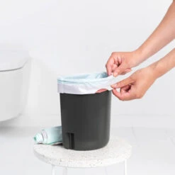 Brabantia NewIcon Pedaalemmer 2 X 2 Liter Met 2 Kunststof Binnenemmers - White -Brabantia 2390610 96c7114d