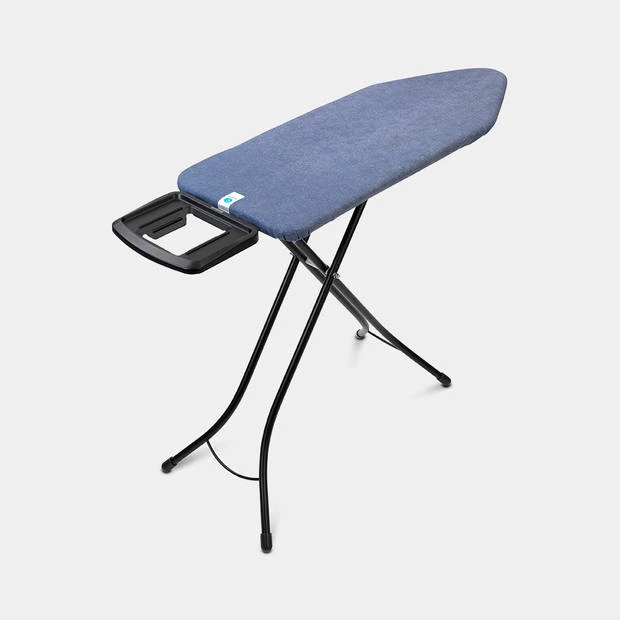 Brabantia Strijkplank C, 124x45 Cm Denim Blue Met Solide Strijkijzerhouder - Black 4 Brabantia Strijkplank C, 124x45 Cm Denim Blue Met Solide Strijkijzerhouder - Black - Afbeelding 2