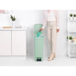 Brabantia StepUp Pedaalemmer 40 Liter - Jade Green -Brabantia 3486234 fe596f19