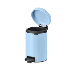 Brabantia NewIcon Pedaalemmer 3 Liter Met Kunststof Binnenemmer - Dreamy Blue 13 Brabantia NewIcon Pedaalemmer 3 Liter Met Kunststof Binnenemmer - Dreamy Blue -Brabantia 3729874 eb9a9e63