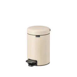 Brabantia NewIcon Pedaalemmer 3 Liter Met Kunststof Binnenemmer - Soft Beige 11 Brabantia NewIcon Pedaalemmer 3 Liter Met Kunststof Binnenemmer - Soft Beige -Brabantia 3729875 64c70efd