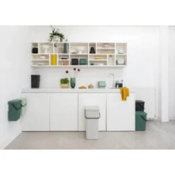 Brabantia Sort & Go Afvalbakje 3 Liter - Jade Green 17 Brabantia Sort & Go Afvalbakje 3 Liter - Jade Green -Brabantia 3729912 15c8d101