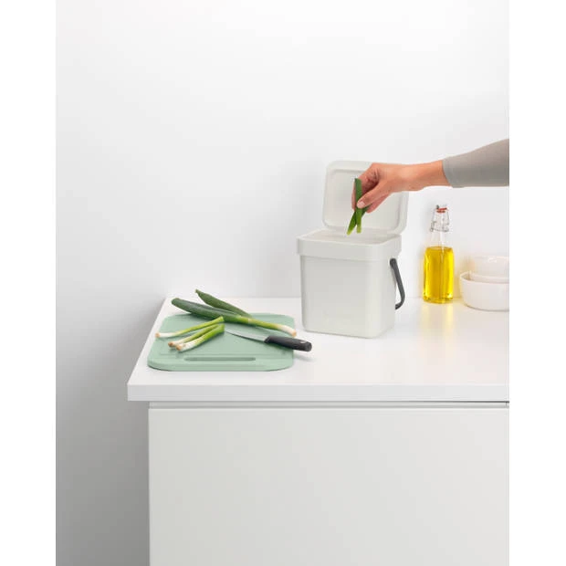 Brabantia Sort & Go Afvalemmer 6 Liter - Light Grey 7 Brabantia Sort & Go Afvalemmer 6 Liter - Light Grey - Afbeelding 5