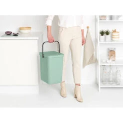 Brabantia Sort & Go Afvalemmer 25 Liter - Jade Green 16 Brabantia Sort & Go Afvalemmer 25 Liter - Jade Green -Brabantia 3729920 98392beb