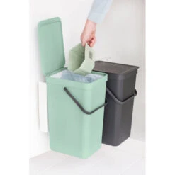 Brabantia Sort & Go Inbouwemmer 2 X 16 Liter - Jade Green En Dark Grey -Brabantia 3729922 de5f6c62