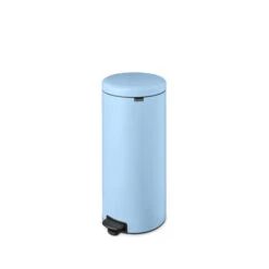 Brabantia NewIcon Pedaalemmer 30 Liter Met Kunststof Binnenemmer - Dreamy Blue 12 Brabantia NewIcon Pedaalemmer 30 Liter Met Kunststof Binnenemmer - Dreamy Blue -Brabantia 3729924 4d34c7b3